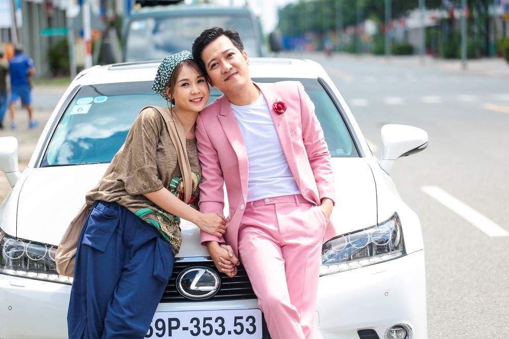 Siêu Sao Siêu Ngố của Trường Giang vượt mặt Em Là Bà Nội Của Anh, là phim Việt có doanh thu cao thứ 2 trong lịch sử Siêu Sao Siêu Ngố của Trường Giang vượt mặt Em Là Bà Nội Của Anh, là phim Việt có doanh thu cao thứ 2 trong lịch sử